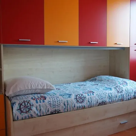 Apartment Spacious Three-room With Terrace And Swimming Pool *