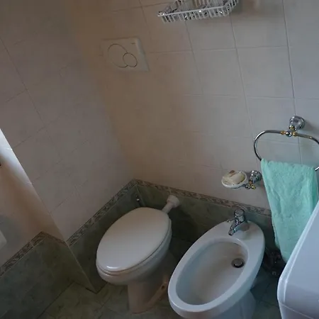 アパート Spacious Three-room With Terrace And Swimming Pool *